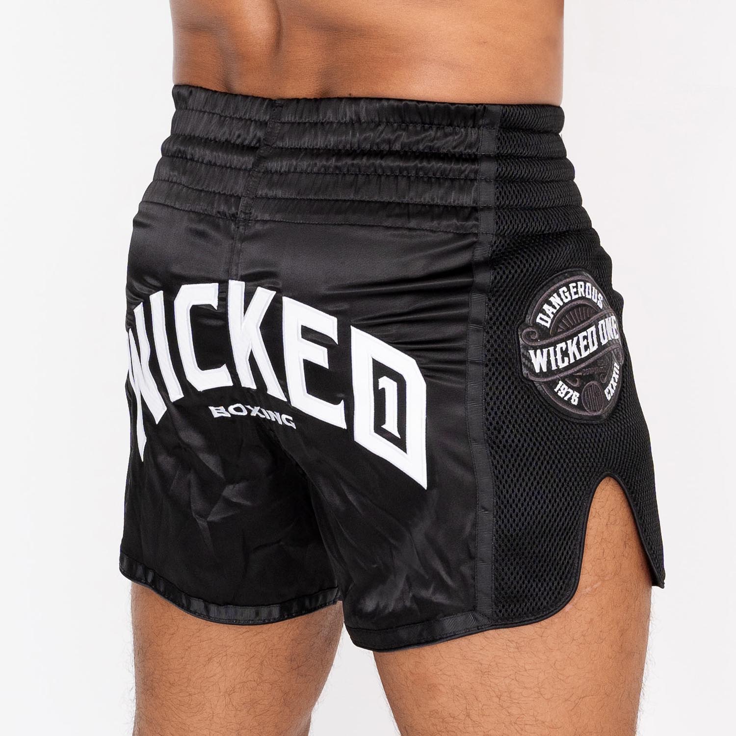 Wicked One Muay Thai Shorts, Block, schwarz, S