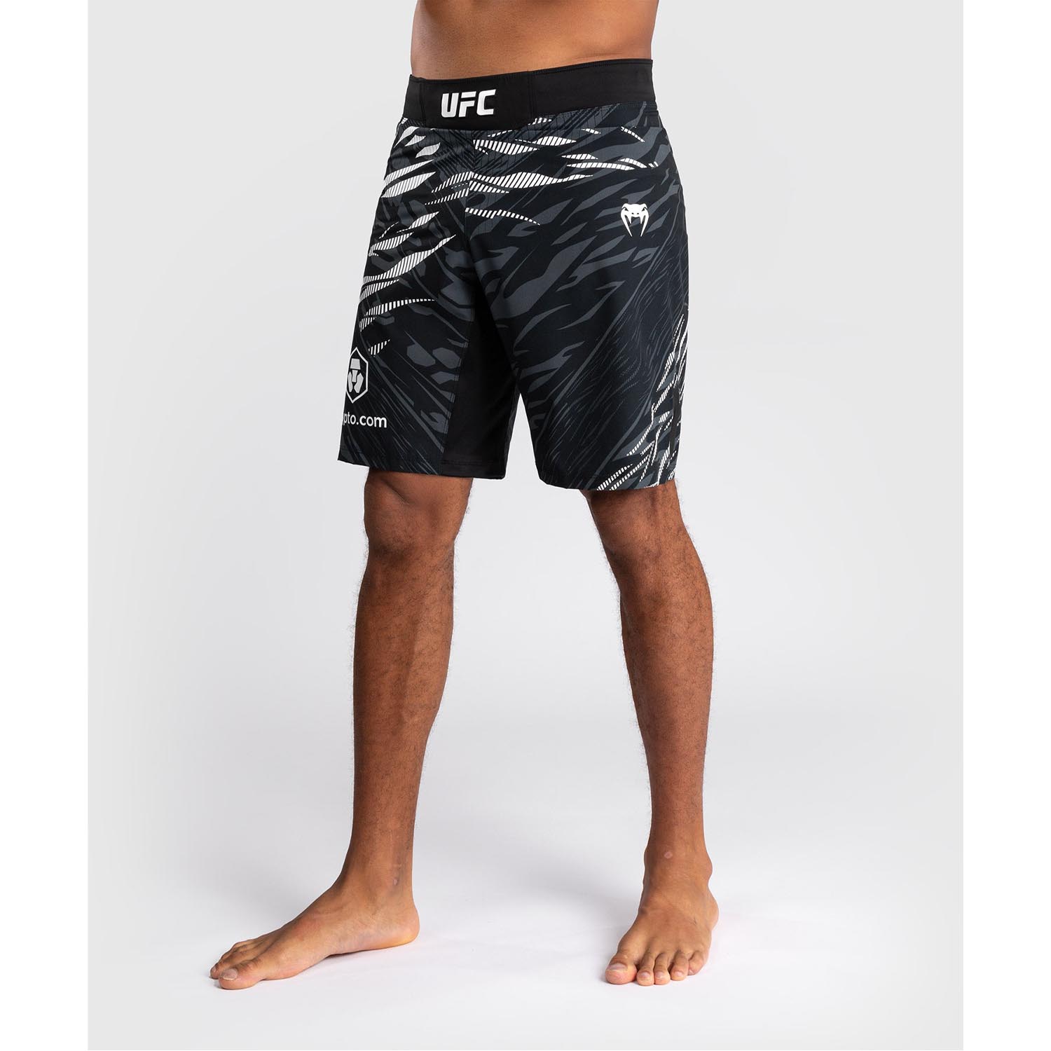 VENUM MMA Fight Shorts, UFC Fusion Authentic Fight Night, Long Fit, schwarz-weiß, XXL