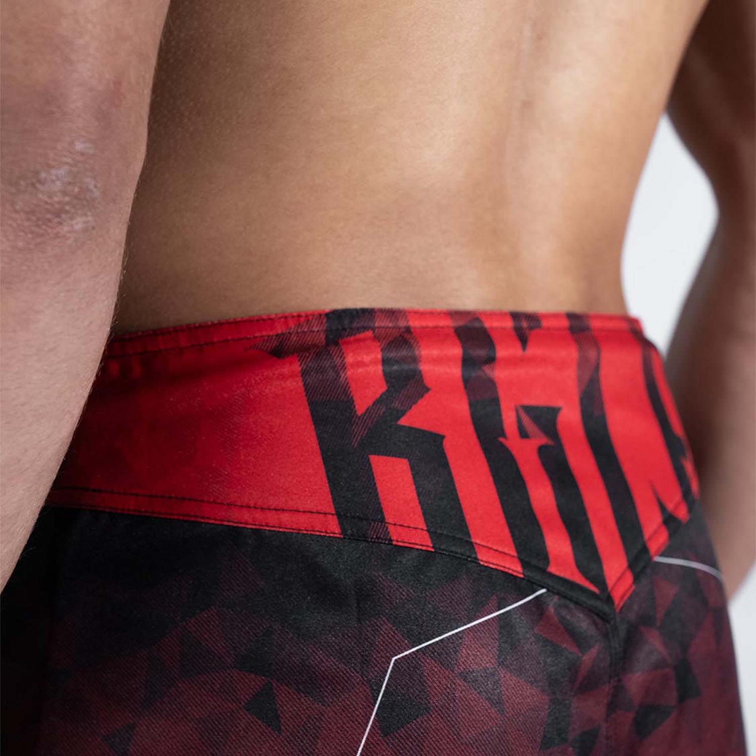 RINGLIFE MMA Shorts - Transition schwarz-rot M