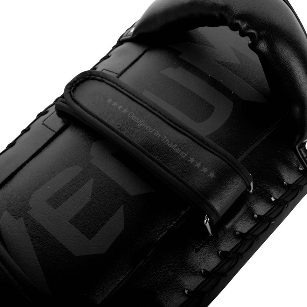 VENUM Kick Pads, Giant, black-matt