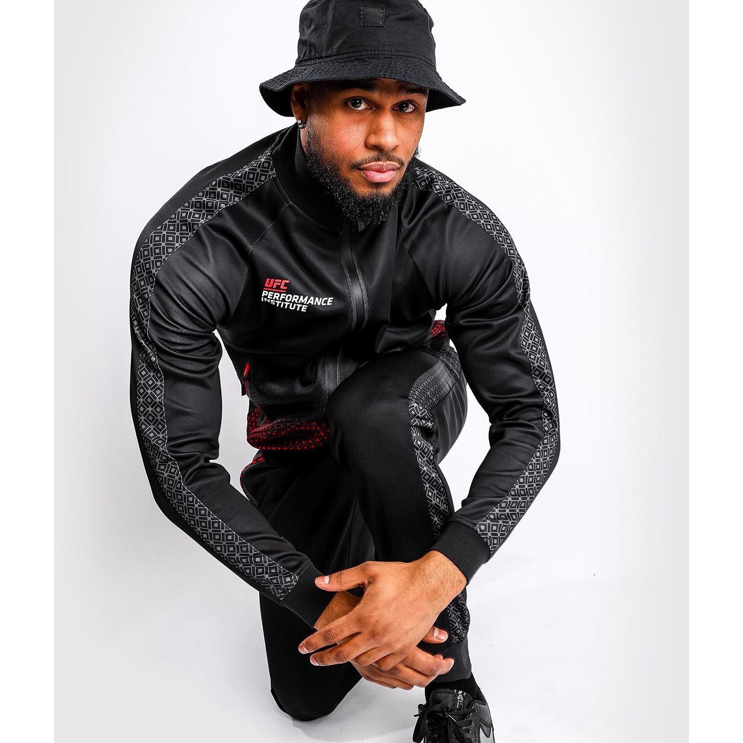 VENUM Trainingsjacke, UFC Performance Institute, black-red, M