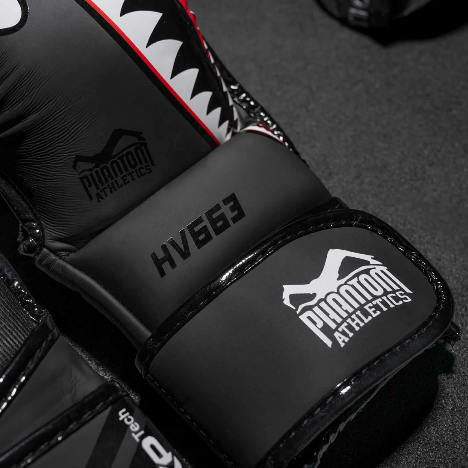 Phantom Athletics MMA Sparring Gloves, Fight Squad, black, S/M