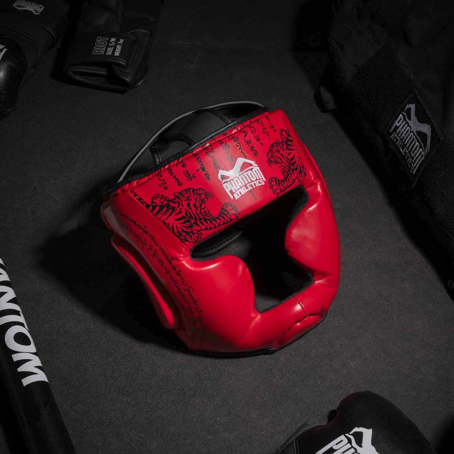 Phantom Athletics Kopfschutz, Muay Thai, rot