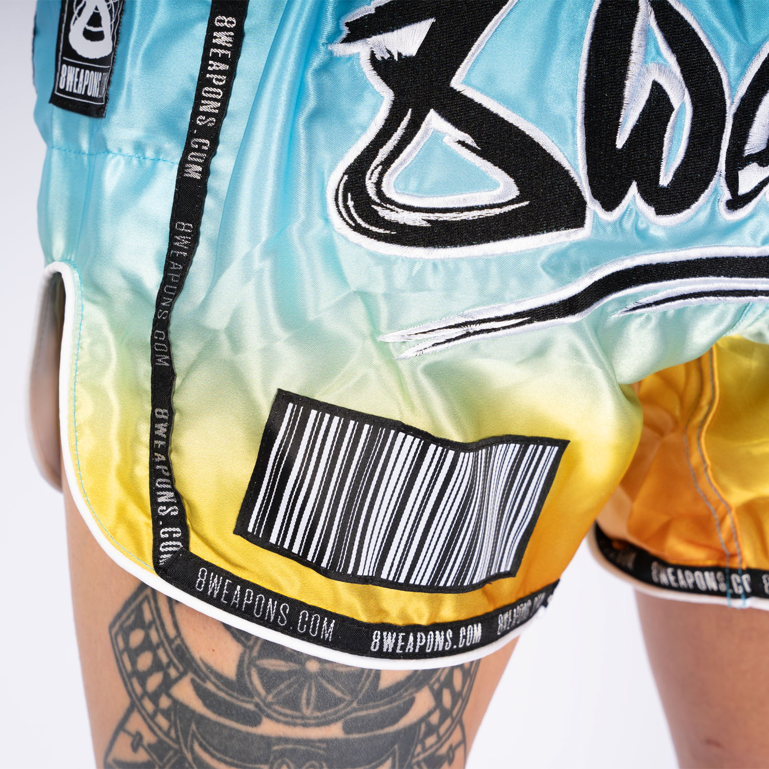 8 WEAPONS Muay Thai Shorts, Vivo Sunrise, XL